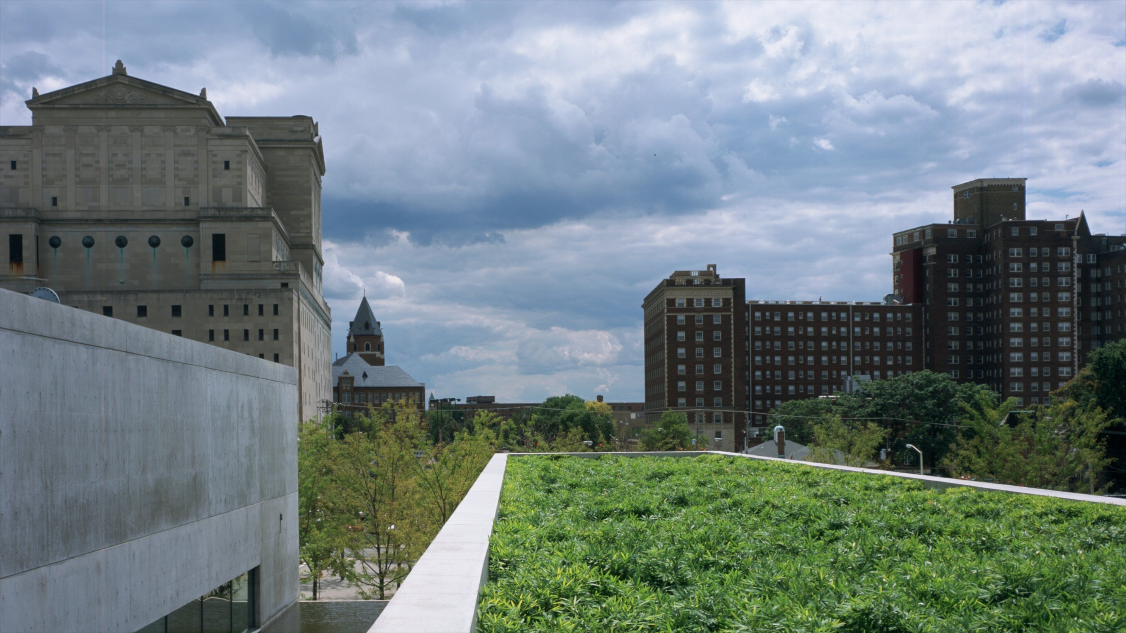Pulitzer Foundation for the Arts ofreciendo un parque y una ciudad