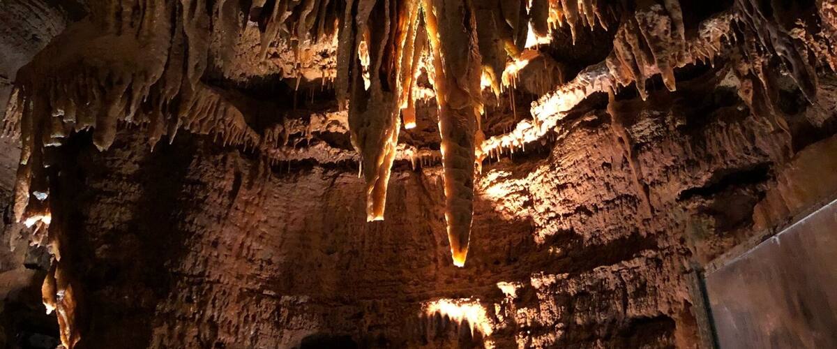 Inside of a giant cave underground the Silver Dollar City.