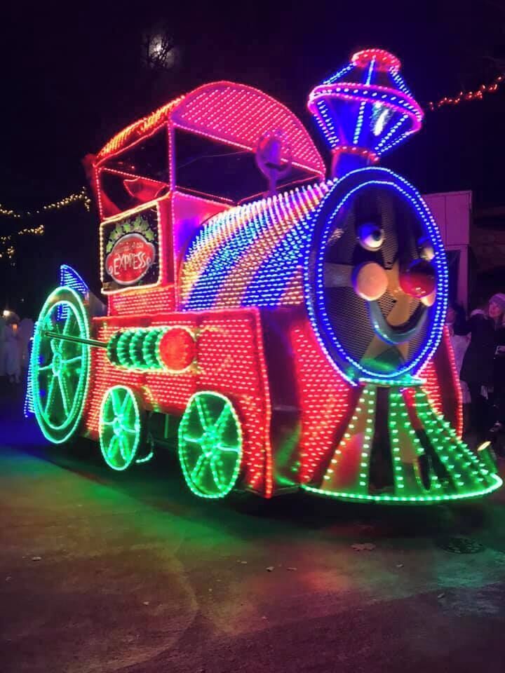 Every year since I was born, we have visited Silver Dollar City throughout the year... but my favorite time is at Christmas.  Now that I have a little one, our favorite thing is to watch the wonderful Christmas Parade and all the lights!  The amusement park has millions of lights and trees and is a magical place to celebrate Christmas! #LifeatExpediaGroup