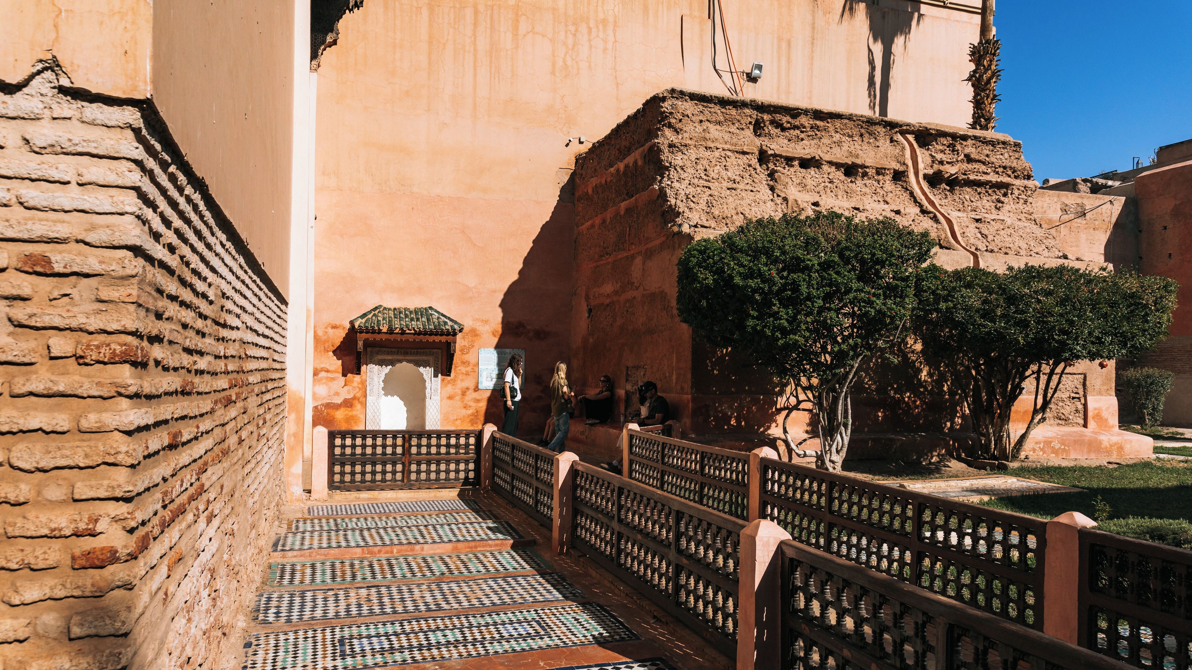 Makam Saadian