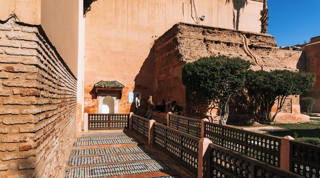 Makam Saadian