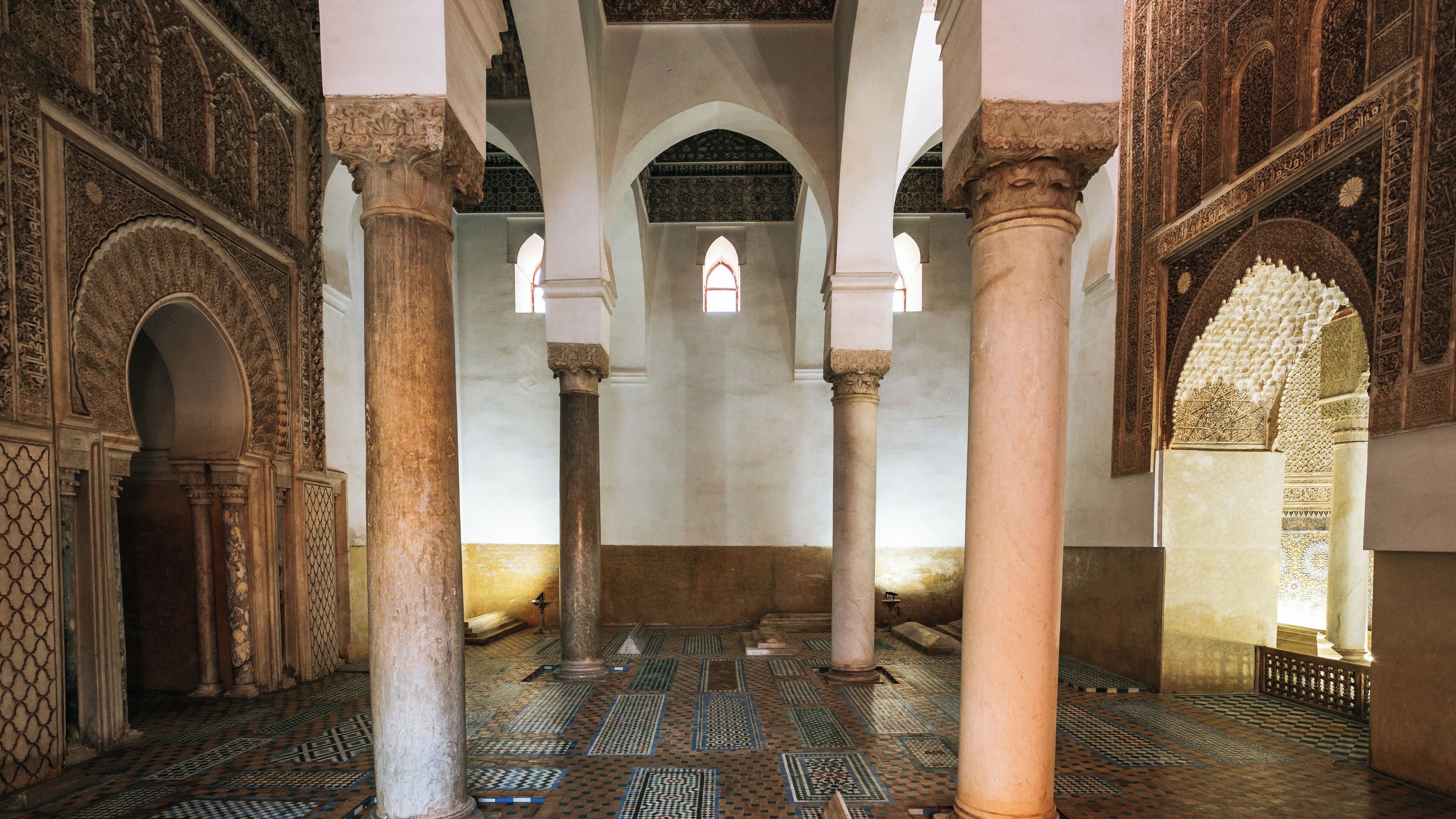 Makam Saadian