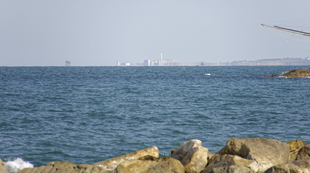 Beaches of Rocca San Giovanni 2015 Dieses Foto entstand in Zusammenarbeit mit Stadtbesichtigungen.de Die Seiten Stadtbesichtigungen.de, der dazugehörige Reise Blog sowie die Facebookseite: Stadtbesichtigungen Rom dürfen dieses Bild für Ihre Veröffentlichungen ohne den Hinweis auf Wikipedia, Commons bzw der Lizenz verwenden. Die Verantwortlichen habe von mir (Ra Boe) die Originaldaten zur freien Verfügung übermittelt bekommen.