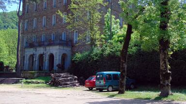 Balneari de la Font Picant i pou de glaç (Sant Hilari Sacalm) This is a photo of a building indexed in the Catalan heritage register as Bé Cultural d'Interès Local (BCIL) under the reference IPA-23898.