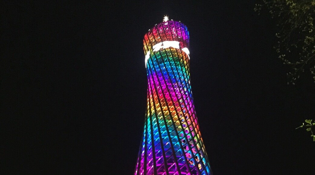 Sneak peak of Guangzhou in between my flights from Europe to Cambodia.