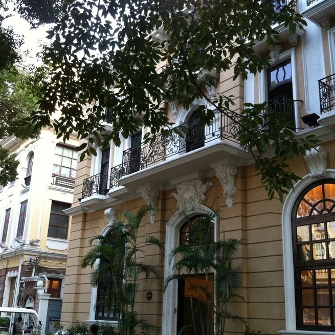 Some nice French houses near river