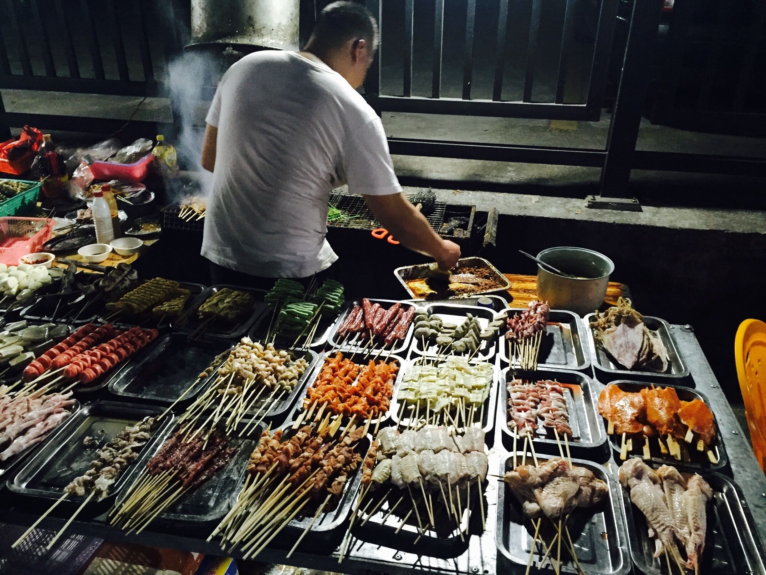 We found some local market super randomly. Full of locals enjoying food and drinks on Saturday night and colourful with its seafood variety and busy vendors cooking for clients. Really authentic experience. 