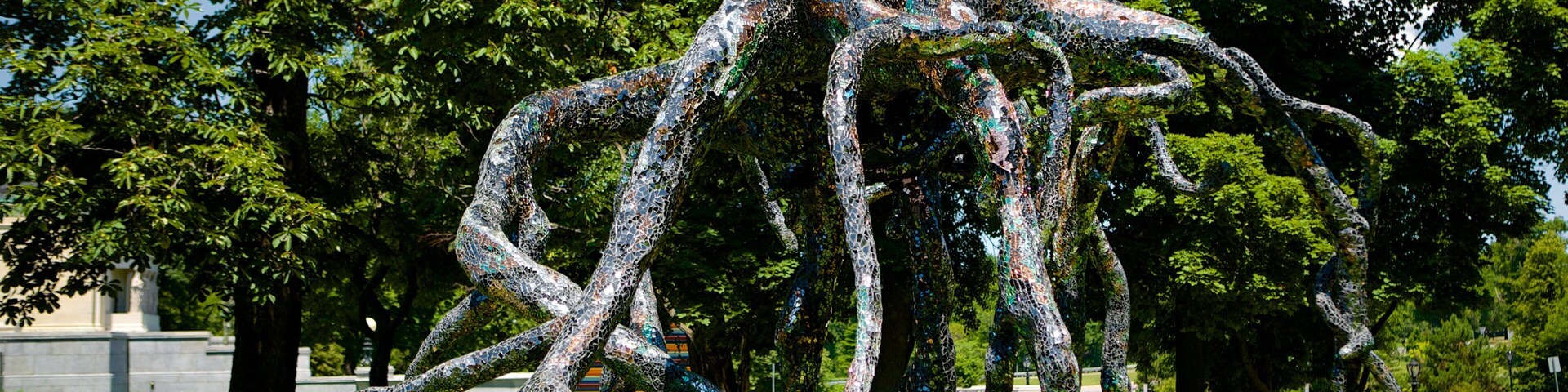 Albright-Knox Art Gallery ofreciendo arte, arte al aire libre y jardín