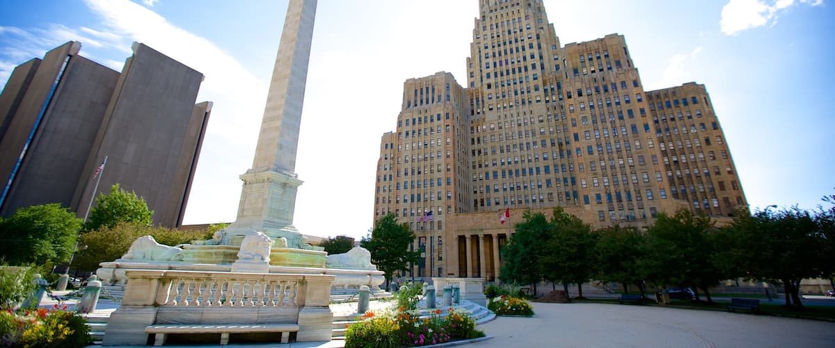 Buffalo City Hall showing a square or plaza, a city and a monument