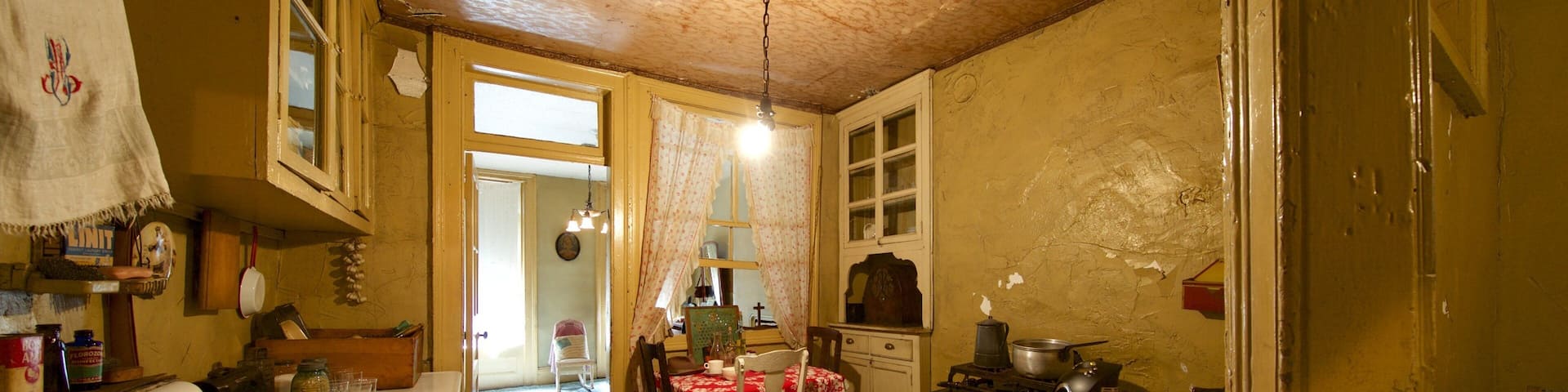 Lower East Side Tenement Museum