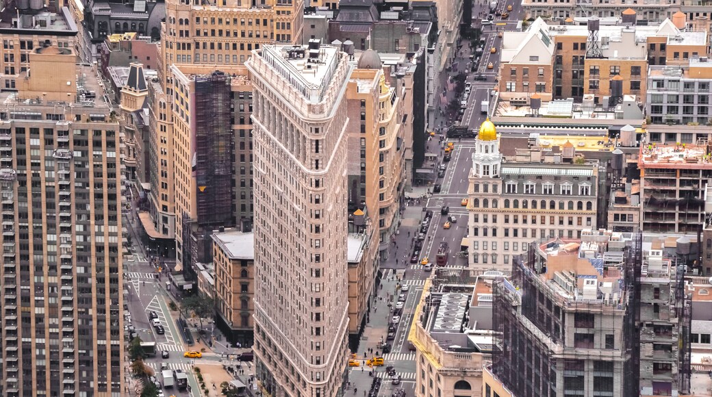 Cityscape of the Flatiron Building (New York City)