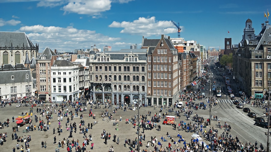 จัตุรัส Dam