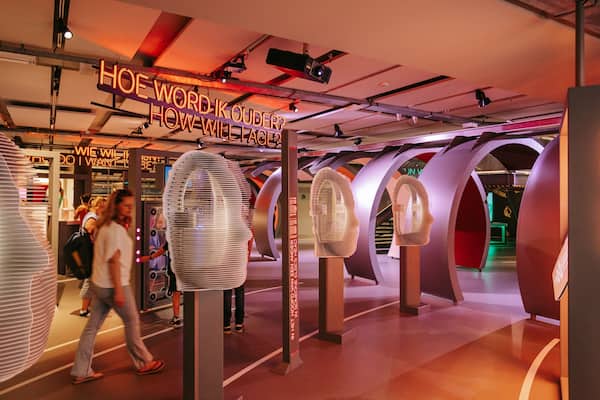 Nemo Science Museum showing signage and interior views