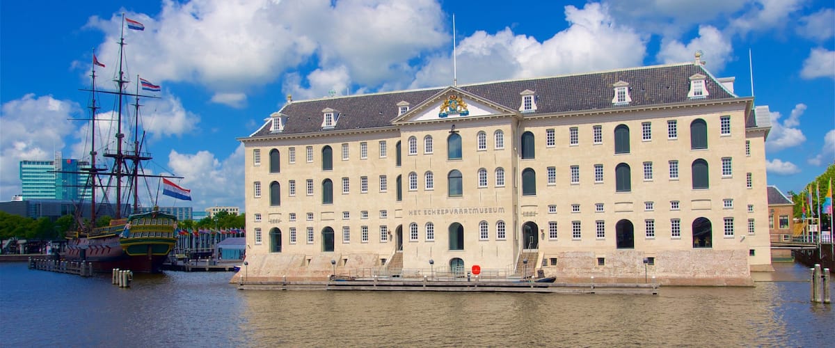 National Maritime Museum which includes a bay or harbor