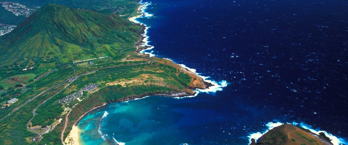 Hanauma Bay Nature Preserve mettant en vedette panoramas et vues littorales