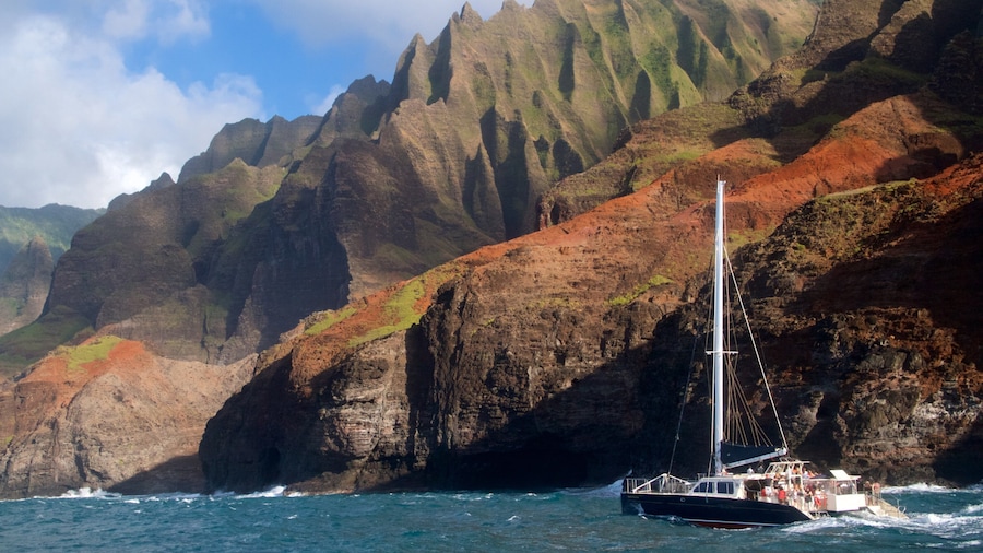 NaPali Coast State Park showing boating, general coastal views and a gorge or canyon