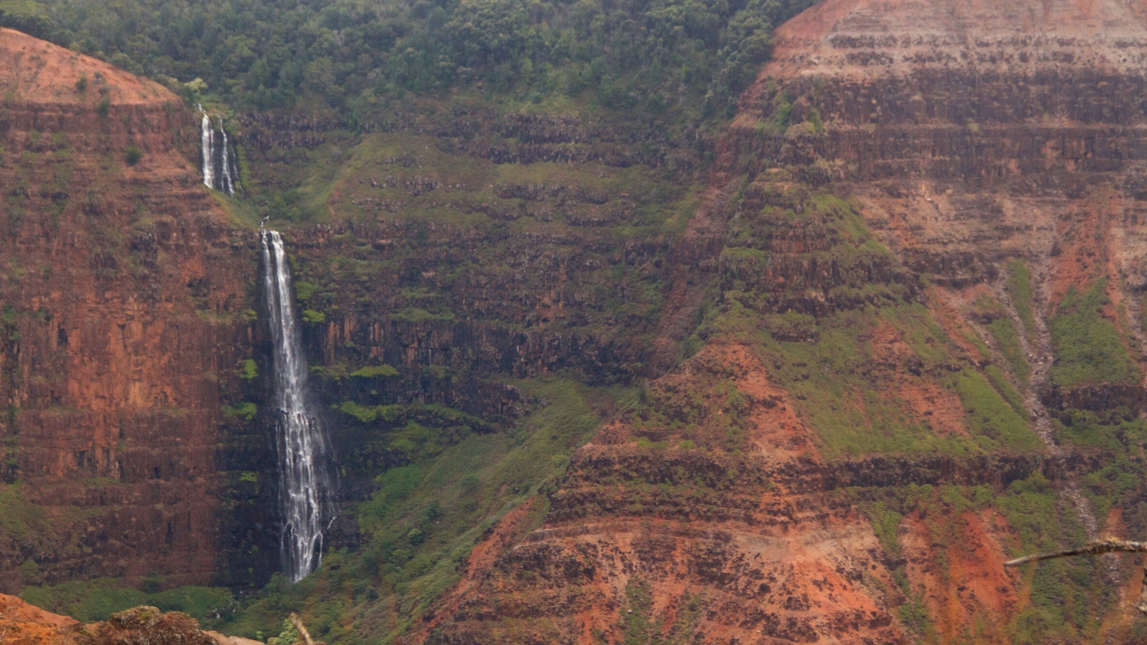 威美亞峽谷 设有 峽谷 和 小瀑  布