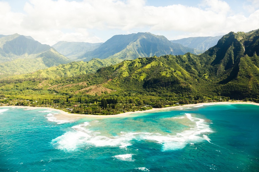 Kauai's Tunnels Beach; Shutterstock ID 375145048; Purchase Order: -