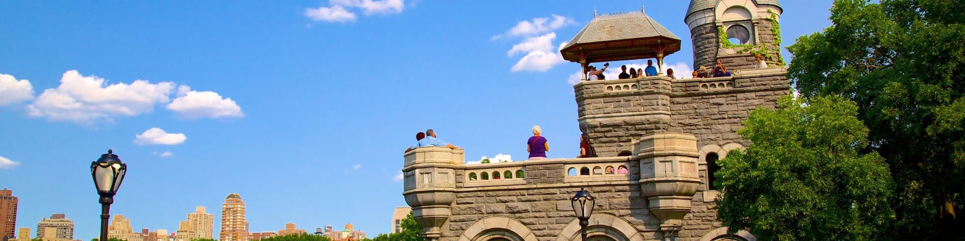 Belvedere Castle showing views and a garden