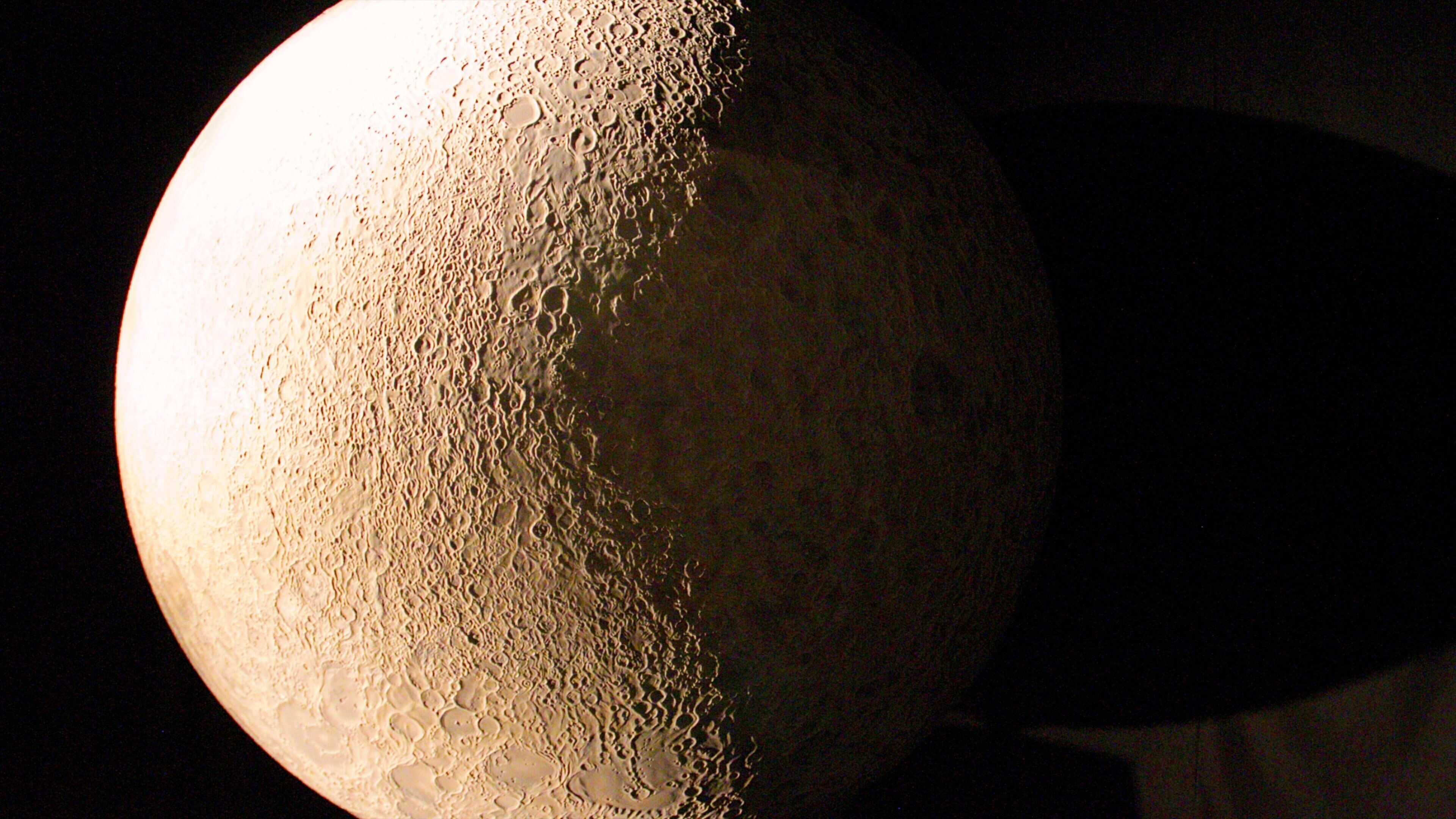 Fleischmann Planetarium and Science Center