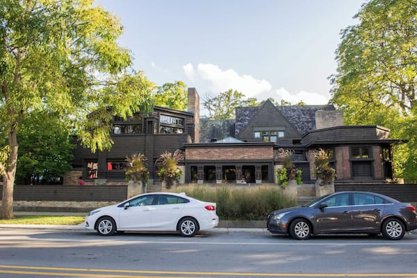 Chicago_FrankLloydWrightHomeandStudio_6065125_02