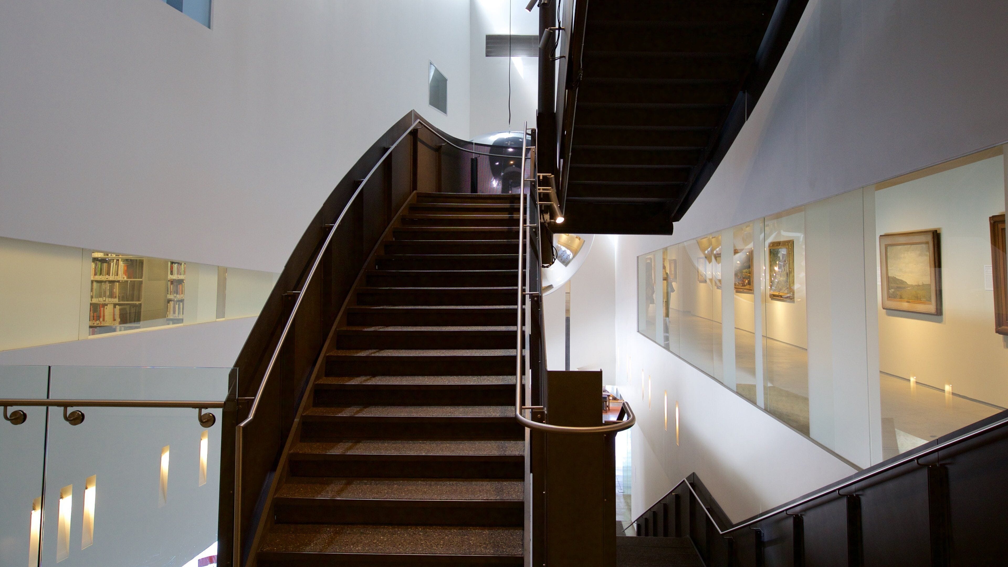 Nevada historiske forening som viser innendørs og kunst