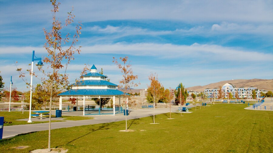 Sparks Marina Park which includes a garden