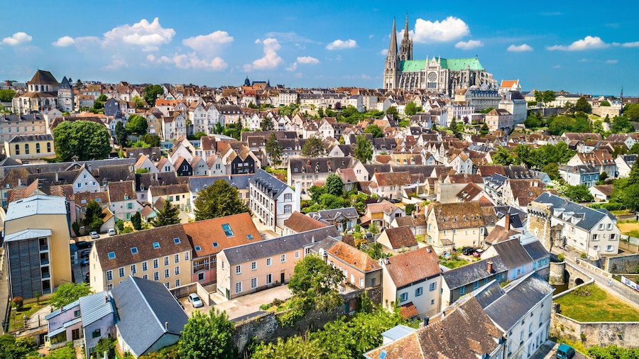 MT78H9 Aerial view of Chartres city with the Cathedral. A UNESCO world heritage site in Eure-et-Loir, France
