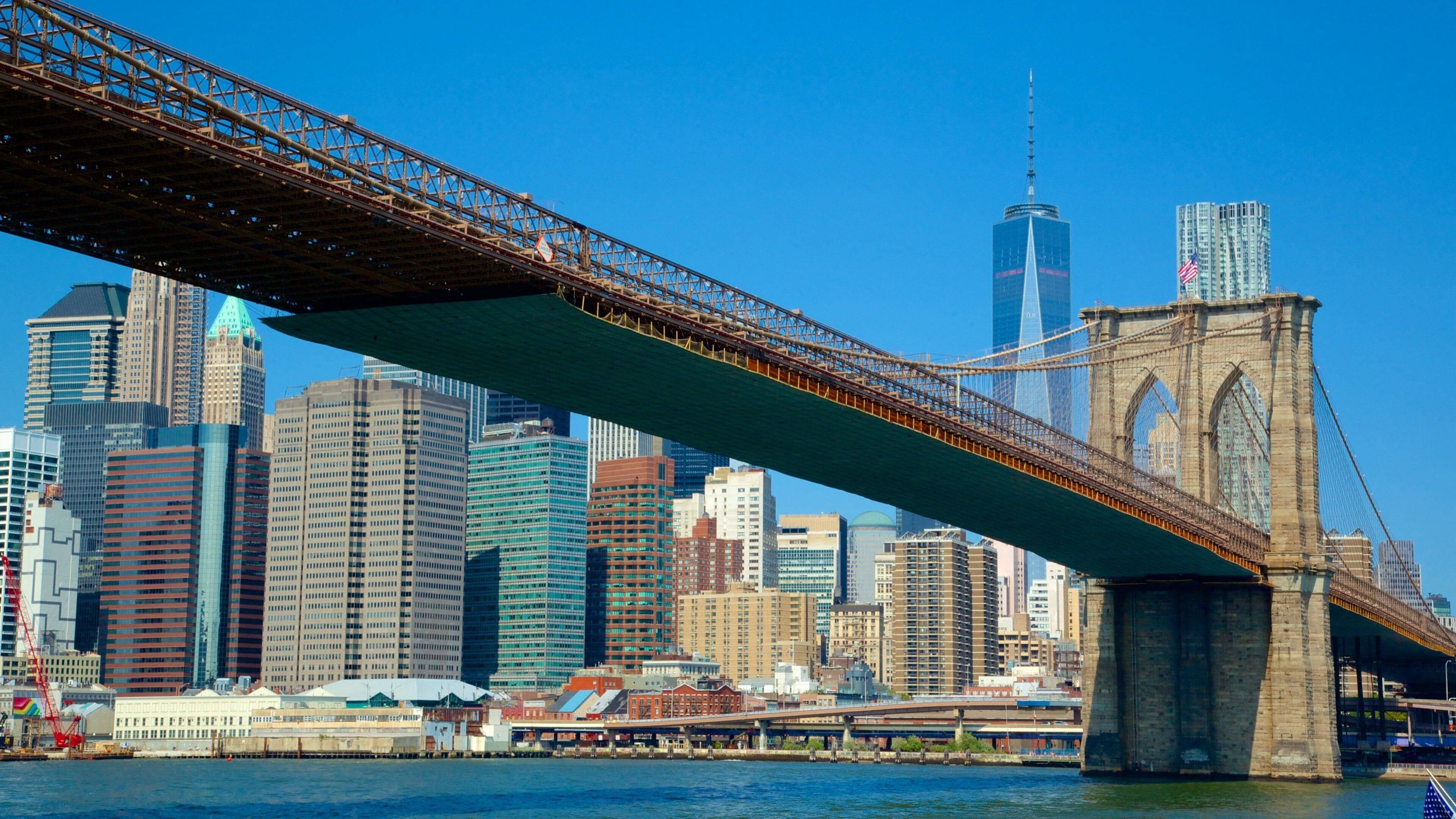 Brooklyn Bridge showing a bridge and a city