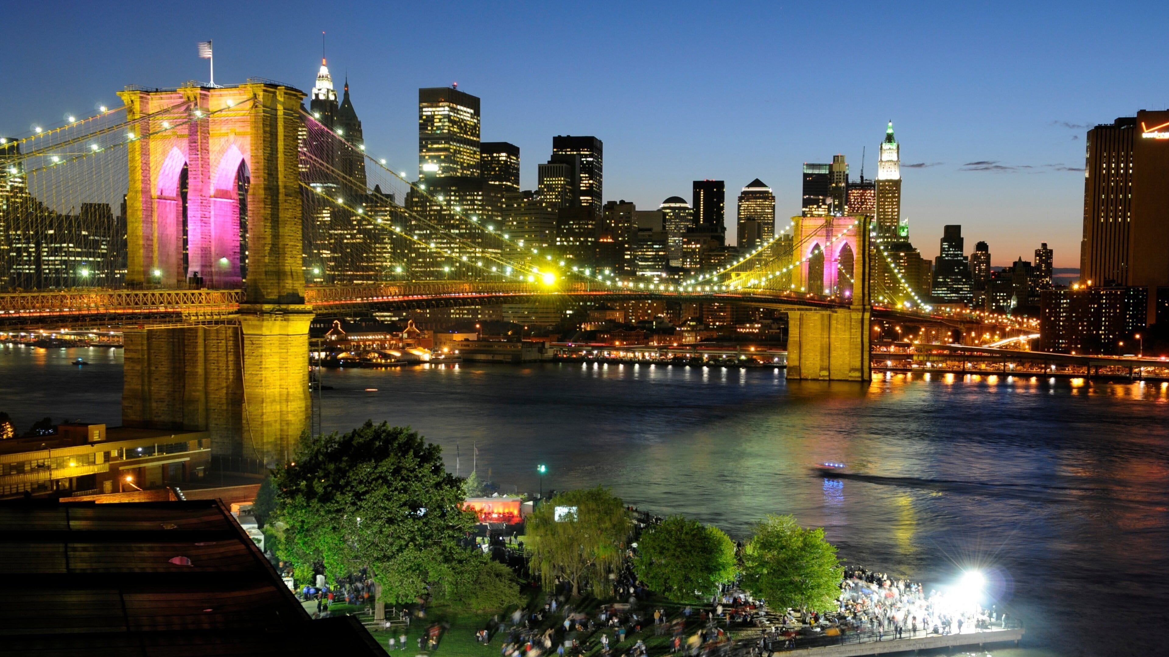 ブルックリン ブリッジ (ニューヨーク) - ツアーとアクティビティ