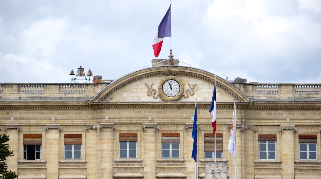 市政廳 其中包括 行政大樓 和 懷舊元素