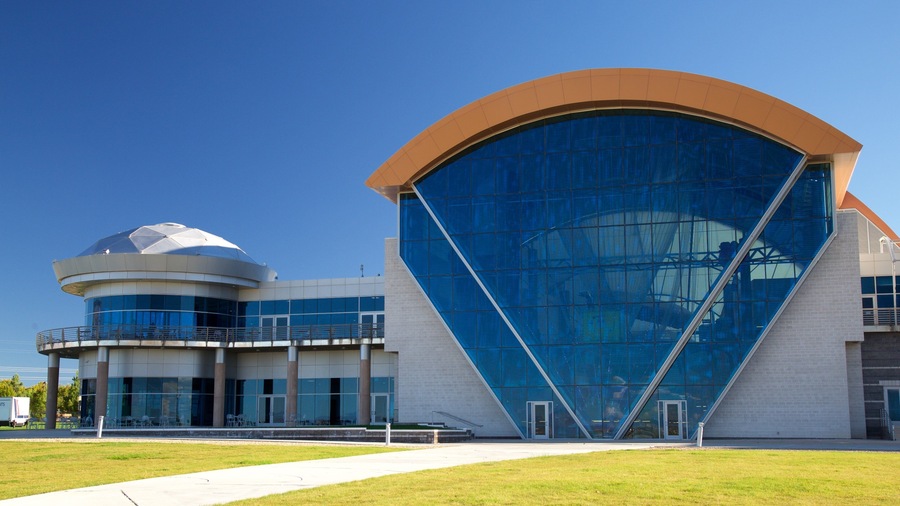 Anderson-Abruzzo Albuquerque International Balloon Museum showing modern architecture