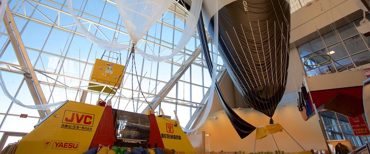 Anderson-Abruzzo Albuquerque International Balloon Museum mostrando vistas interiores