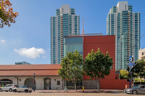 Museum of Contemporary Art San Diego featuring a city