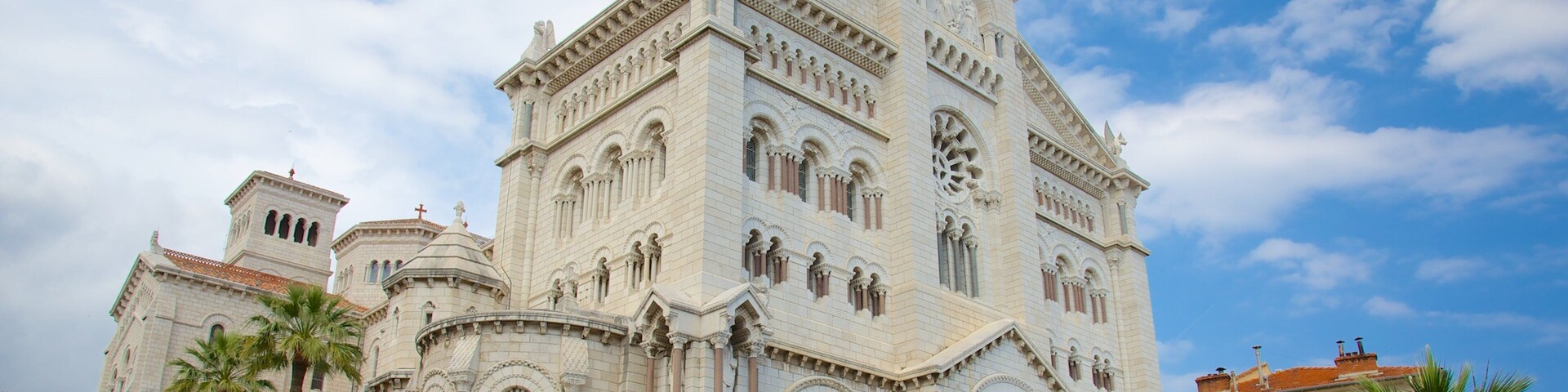 Saint Nicholas Cathedral showing a church or cathedral and heritage architecture