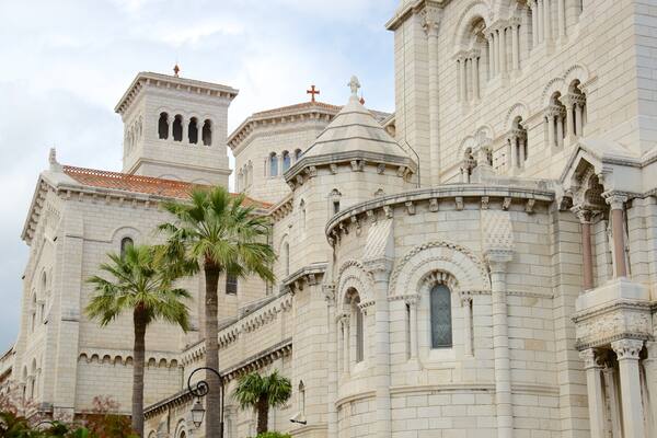 Saint Nicholas Cathedral which includes heritage architecture and a church or cathedral
