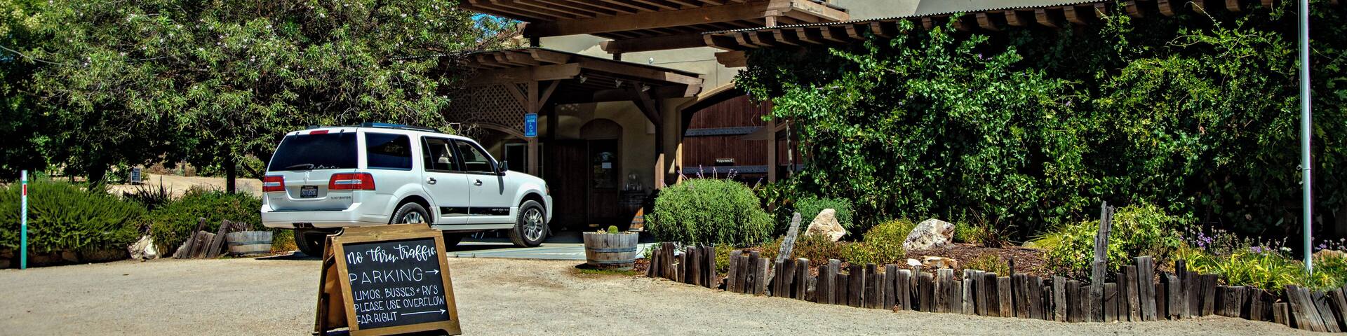 PasoRobles_CassWinery_6065537-2