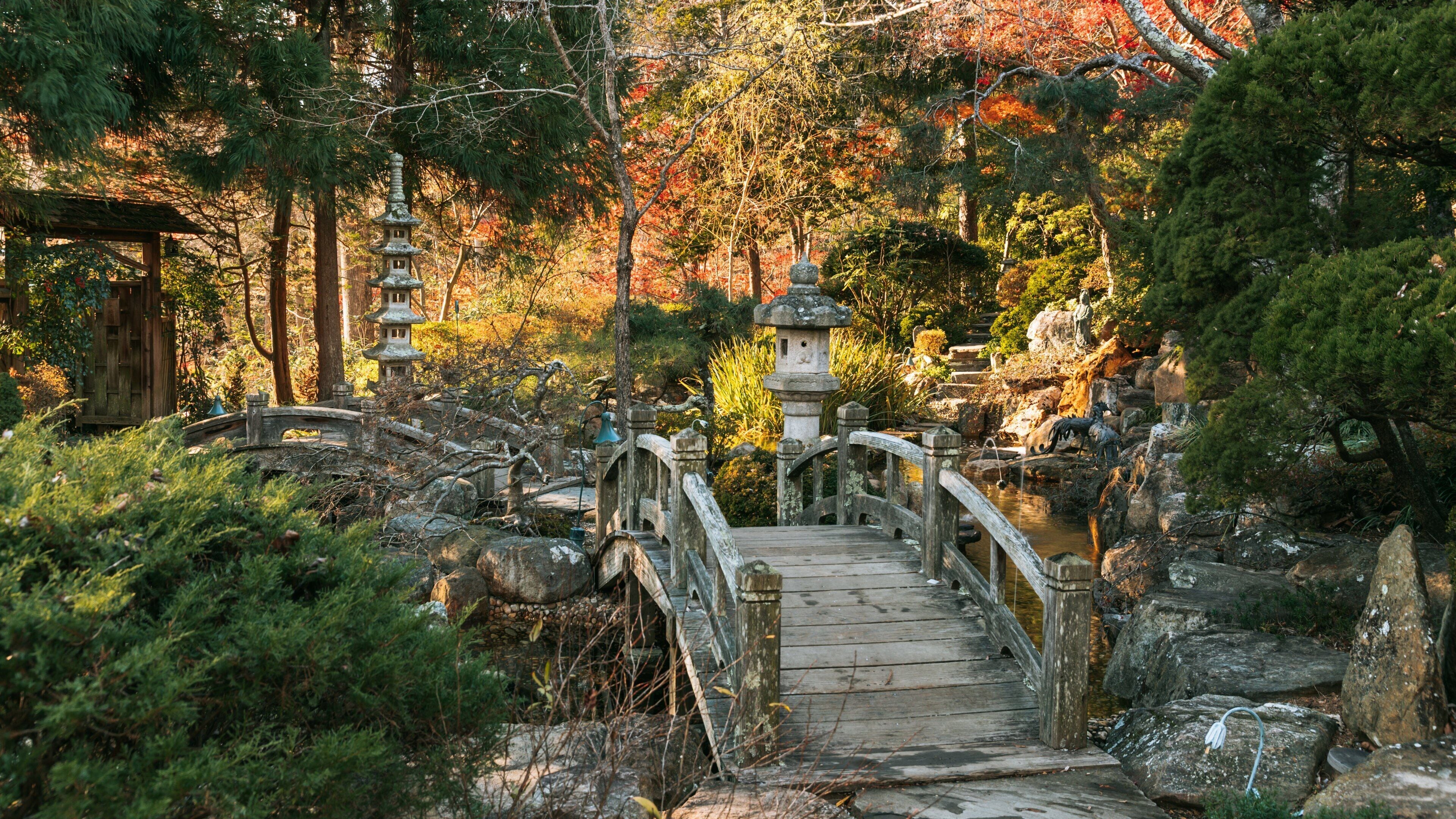 Hillwood Estate, Museum & Gardens which includes a garden and a bridge