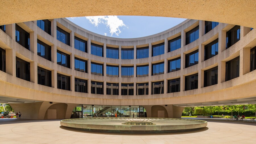 Hirshhorn Museum and Sculpture Garden