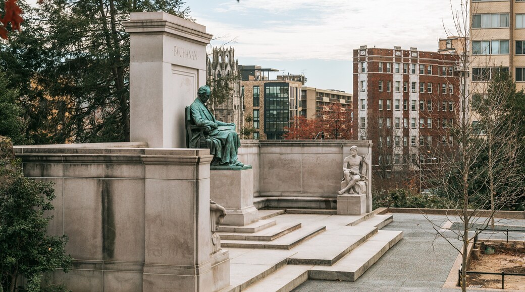 Meridian Hill Park featuring a statue or sculpture