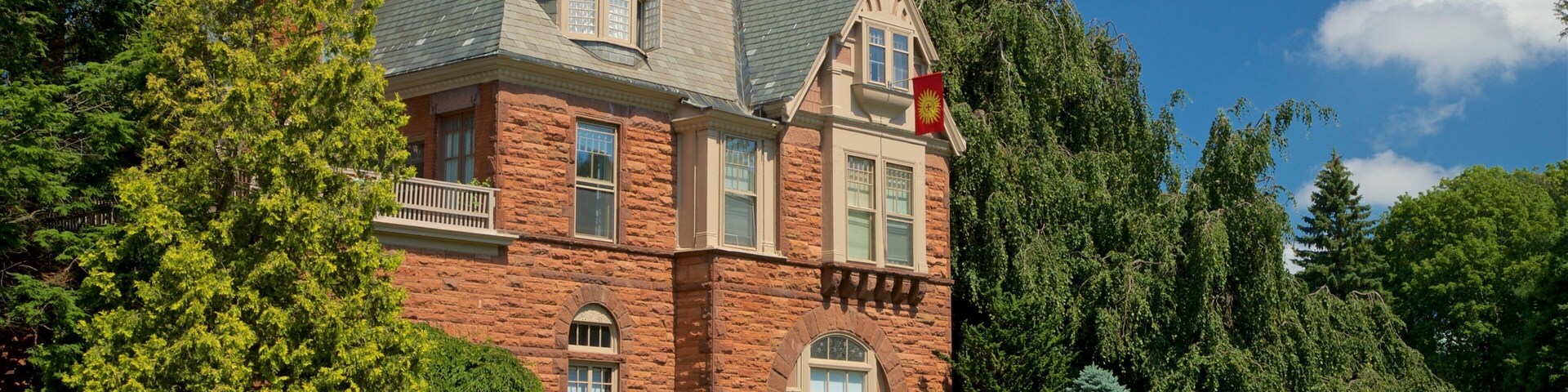 Washington Park mostrando una casa