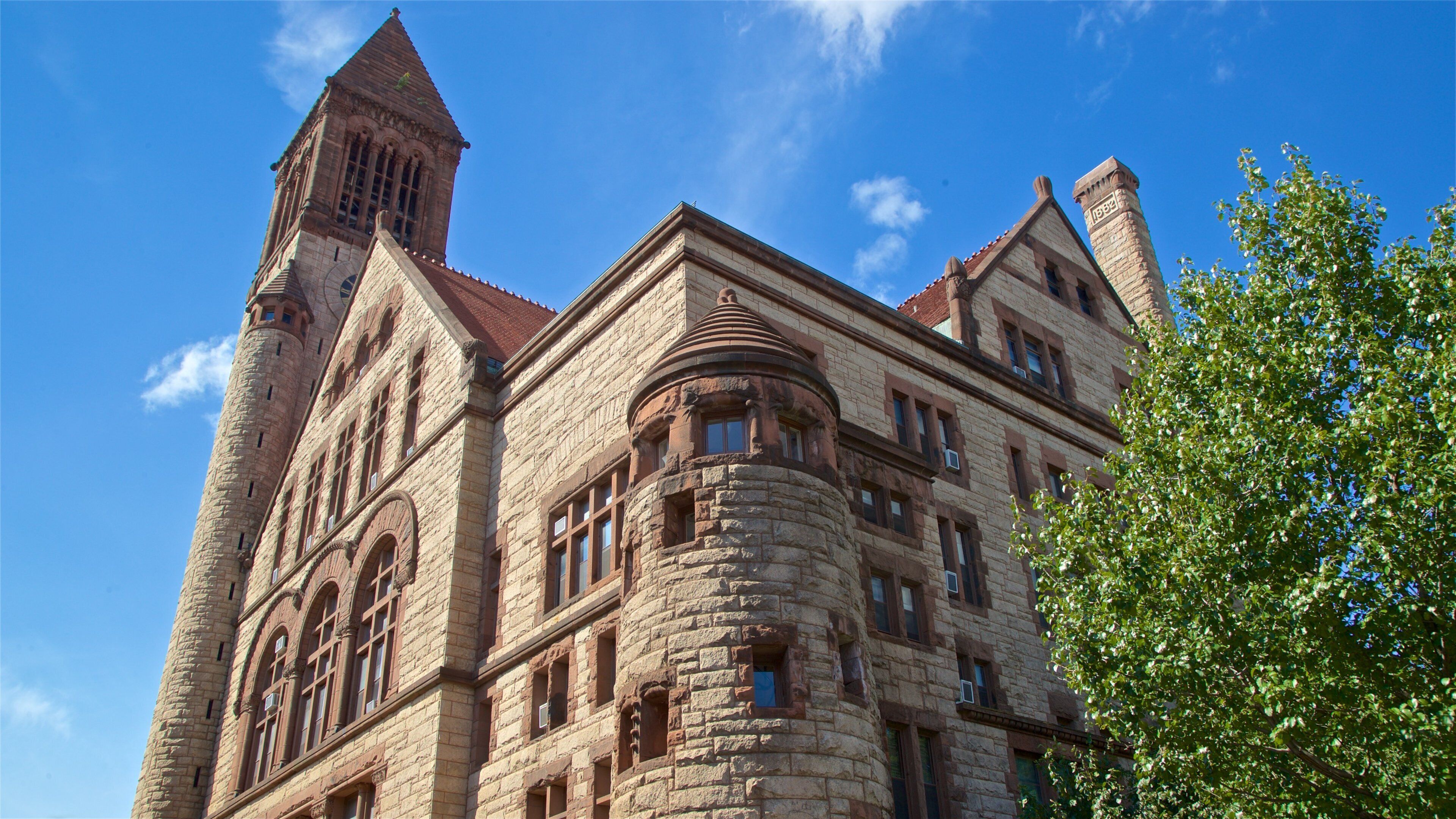 Albany City Hall showing heritage architecture