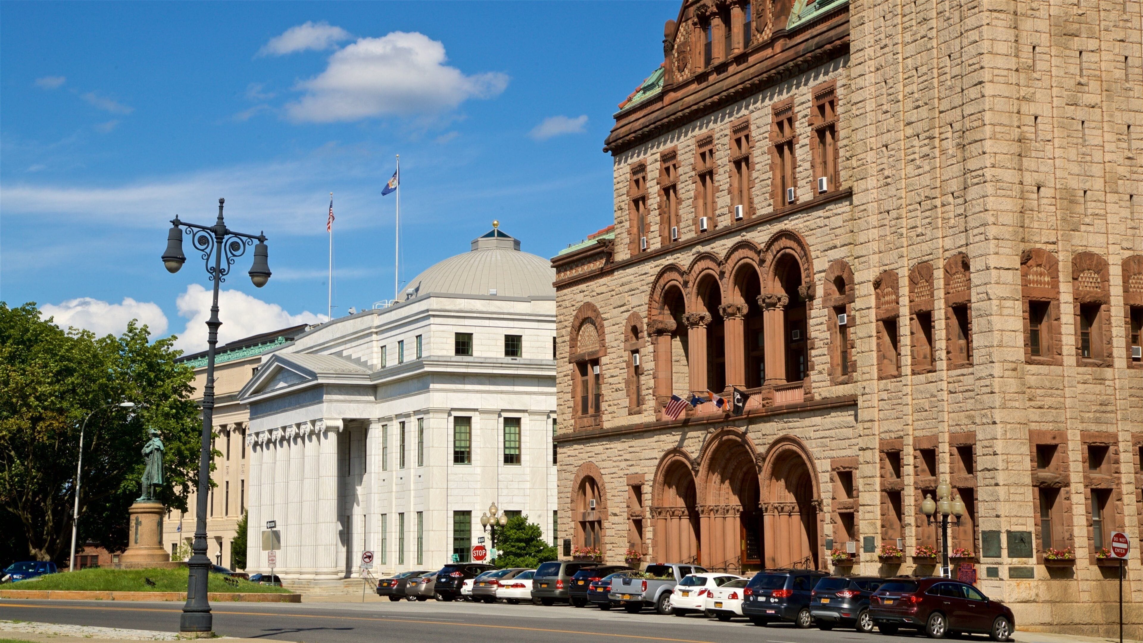 Albany City Hall showing heritage architecture