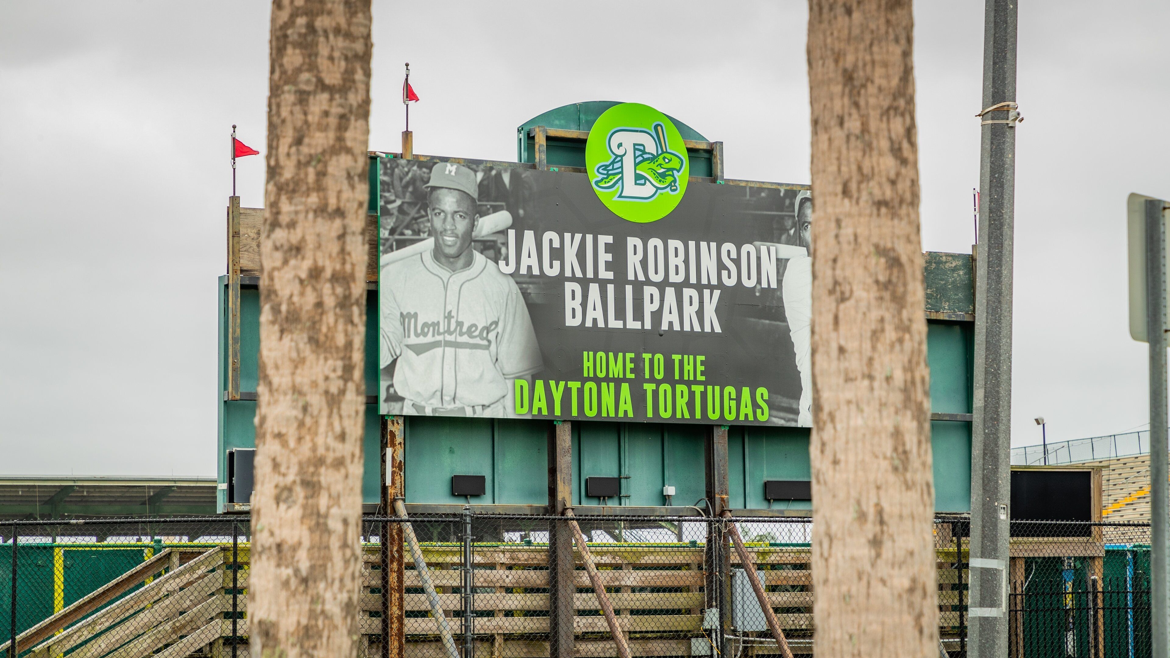 Jackie Robinson Ballpark and Statue featuring signage