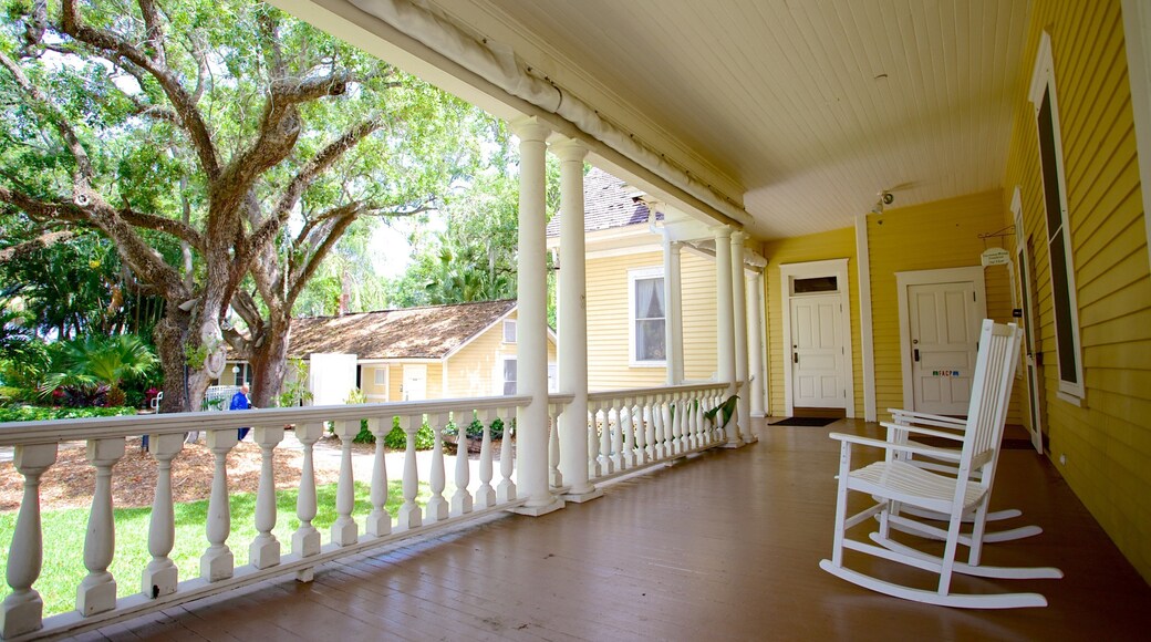 Burroughs Home showing a house