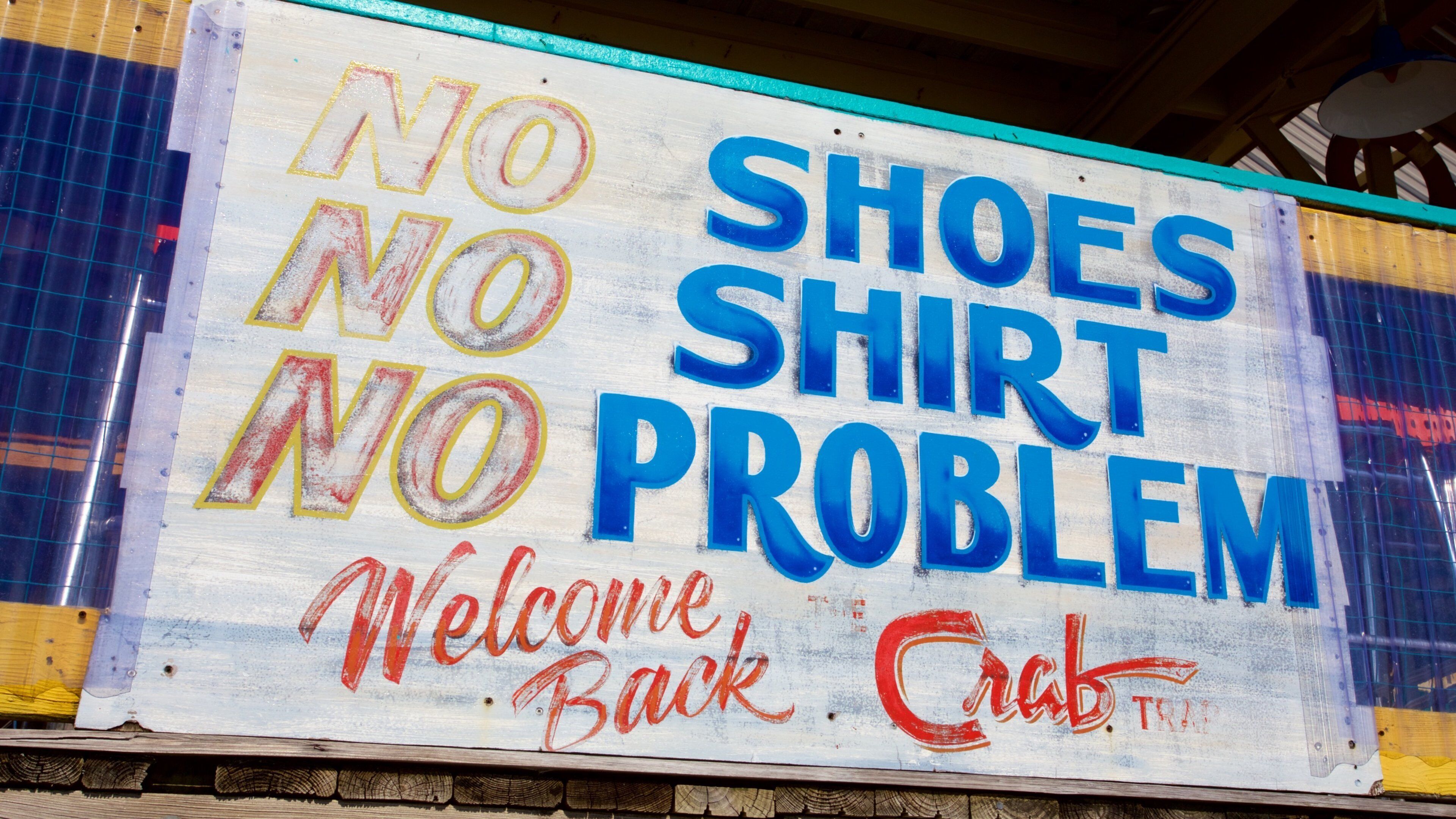 Okaloosa Island which includes signage