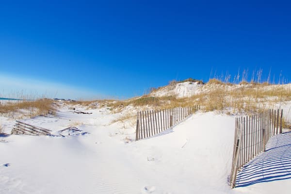 Grayton Beach ofreciendo una playa de arena
