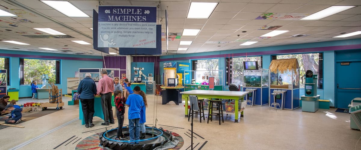 Emerald Coast Science Center showing interior views as well as children
