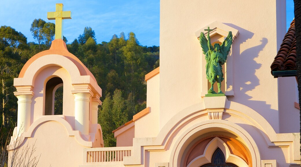 Mission San Rafael Arcangel showing religious elements, heritage architecture and a church or cathedral