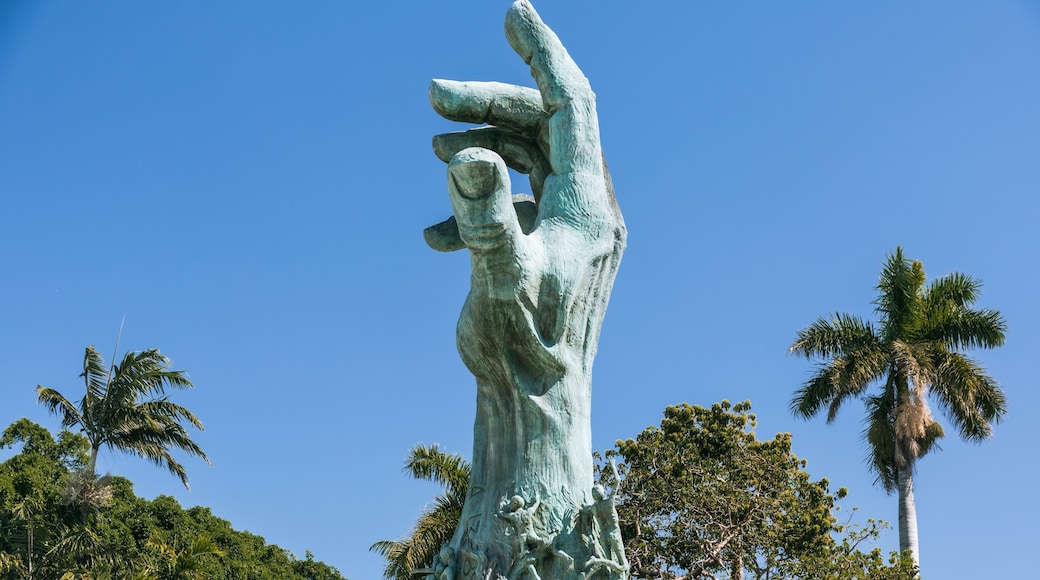 Holocaust Memorial Miami Beach
